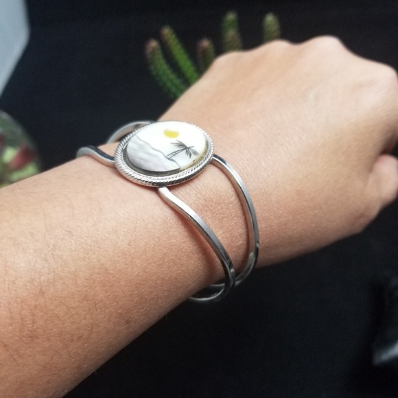 Palm-Tree-Moon-Ocean Silver Bangle - Picture 5 of 6